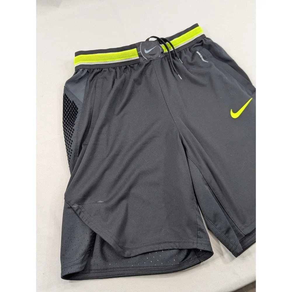 Nike‎ Men's Aeroswift 9